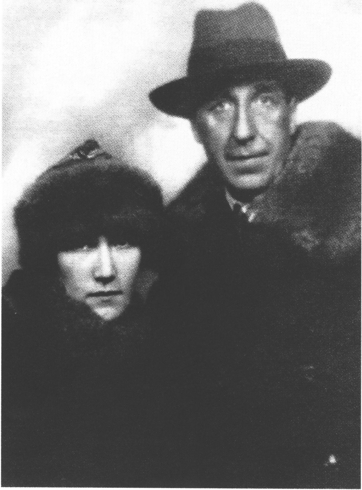 Игорь Северянин и Фелисса Круут. 1928 г.